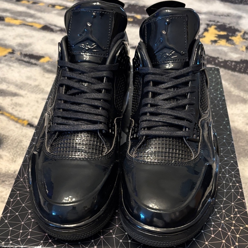 Men’s Jordan 4’s size 11.5